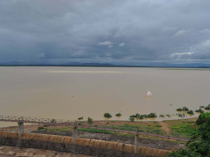 Kutaghat Dam