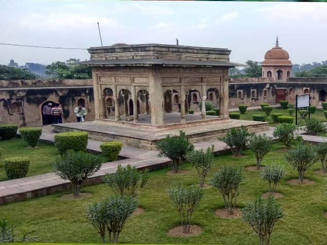 Cenotaph Of Raja Gangadhar Rao